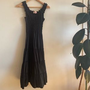 Lisa says Gah! Black dress